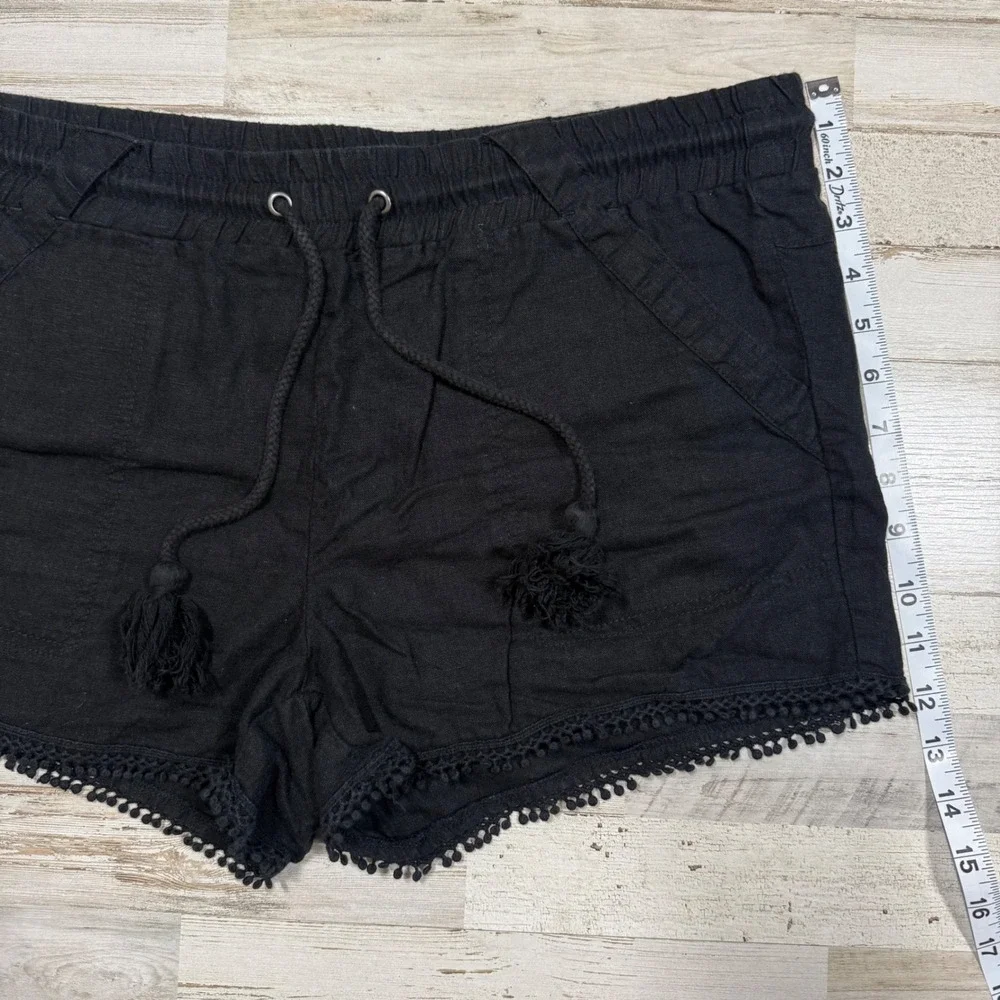 Rewind Black Linen Blend Drawstring Shorts with Crochet Trim Size‎ L - Picture 5 of 8
